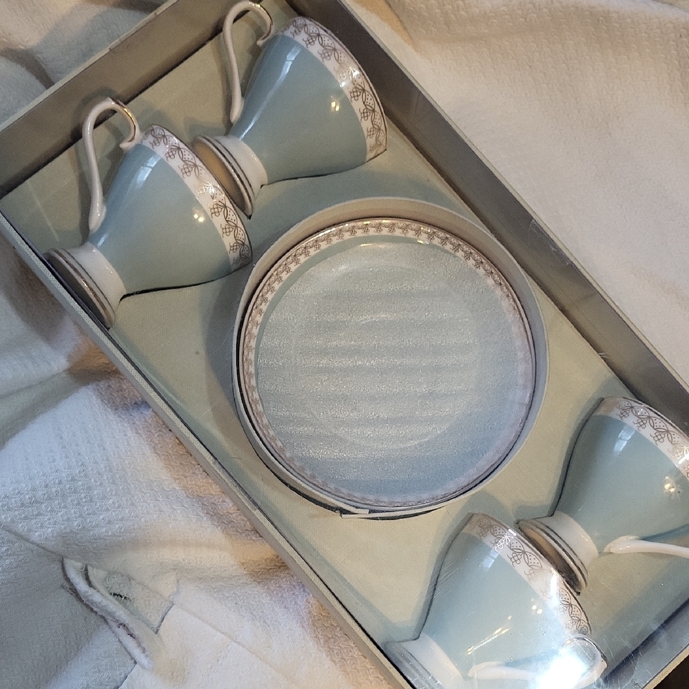 Elegant Blue and White Tea Set
